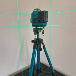 4D Лазерен Нивелир с 16 Зелени Лъча и Тринога в Куфар